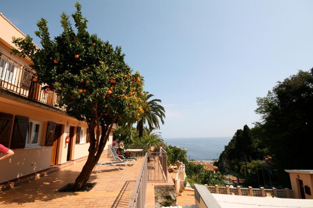 Auberge De L'Europe Èze Exterior foto